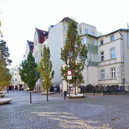 Sunhouse 300 M Beach, 50 M Monte Cassino Sopot